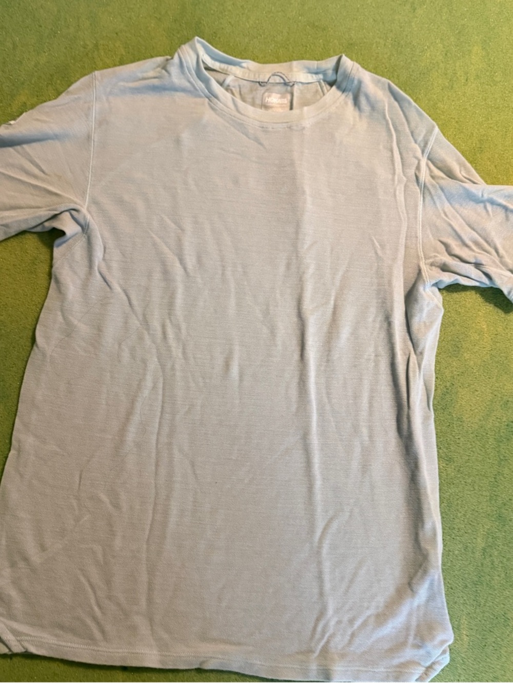 HOKA Men's Medium Lot: 1 Lightweight Running Shorts, 4 Running Shirts & 2 T-Shir - Picture 6 of 12